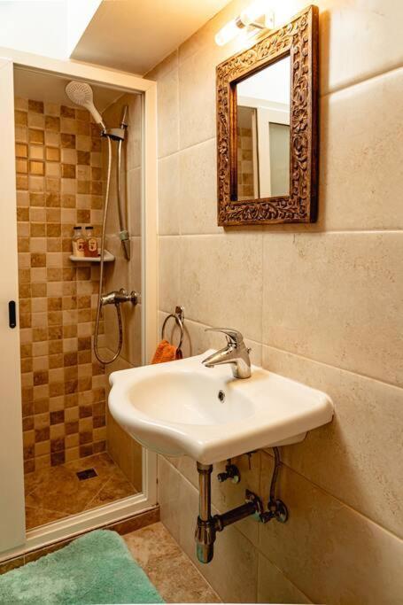 Enchanting 2Bdr Townhouse In Valletta Centre! Екстериор снимка